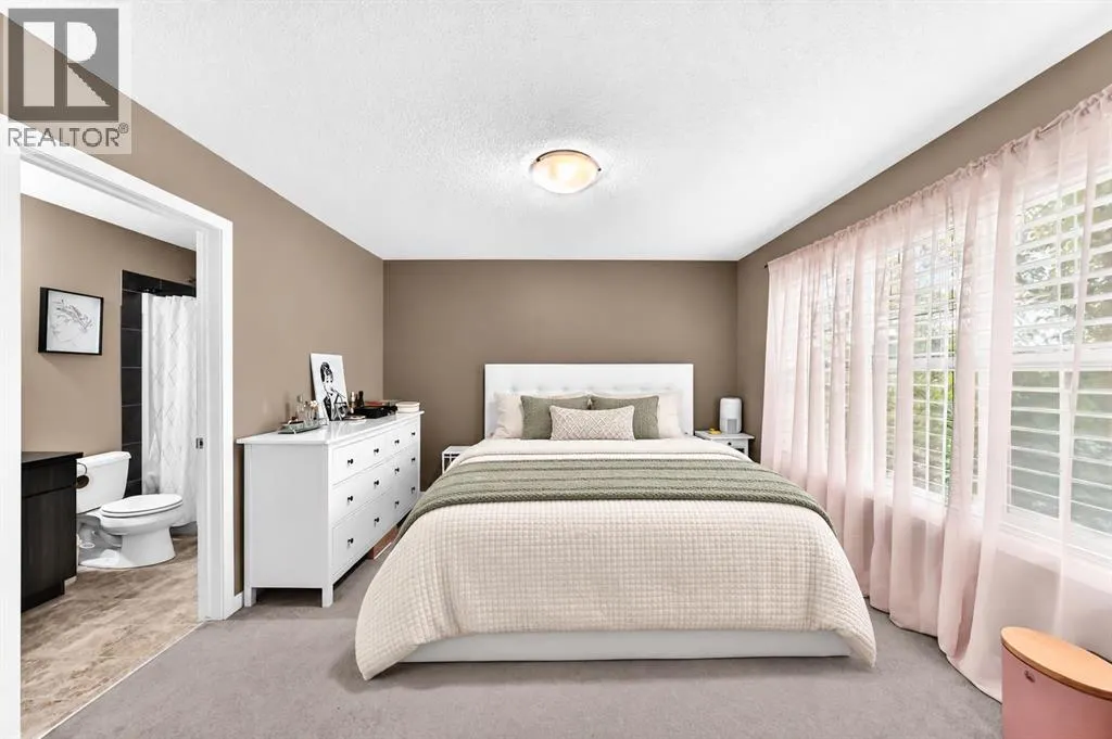 1046 New Brighton Park SE