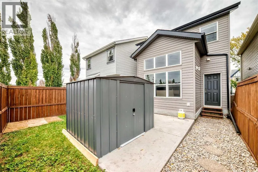 1046 New Brighton Park SE