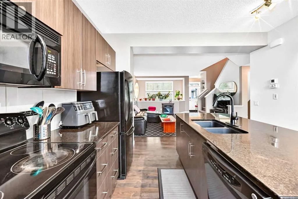 1046 New Brighton Park SE
