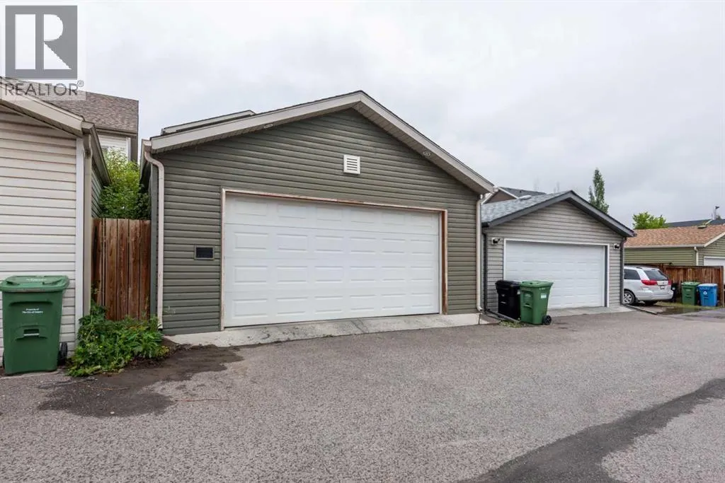 300 New Brighton Landing SE