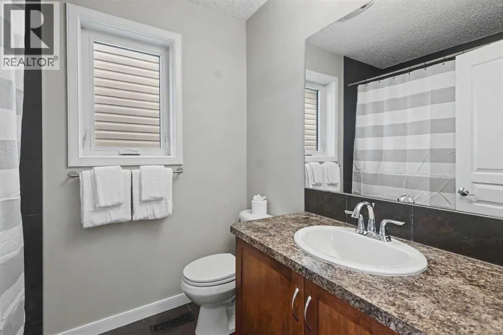 300 New Brighton Landing SE