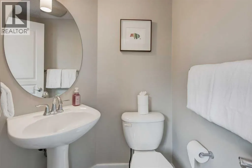 300 New Brighton Landing SE