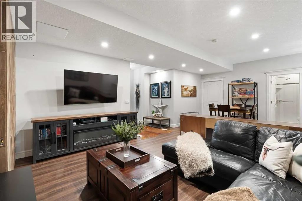 32 Ranchers Place
