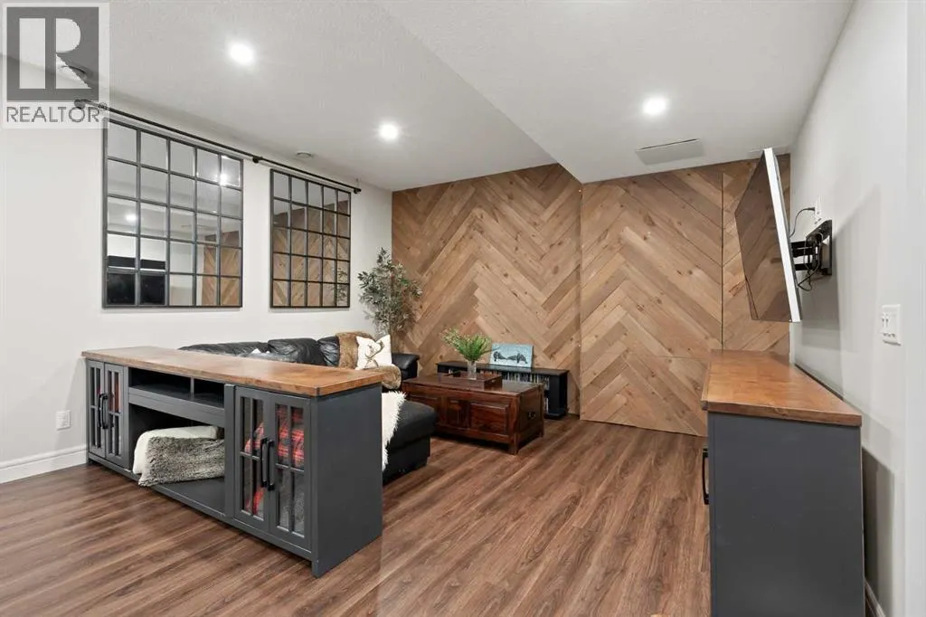 32 Ranchers Place