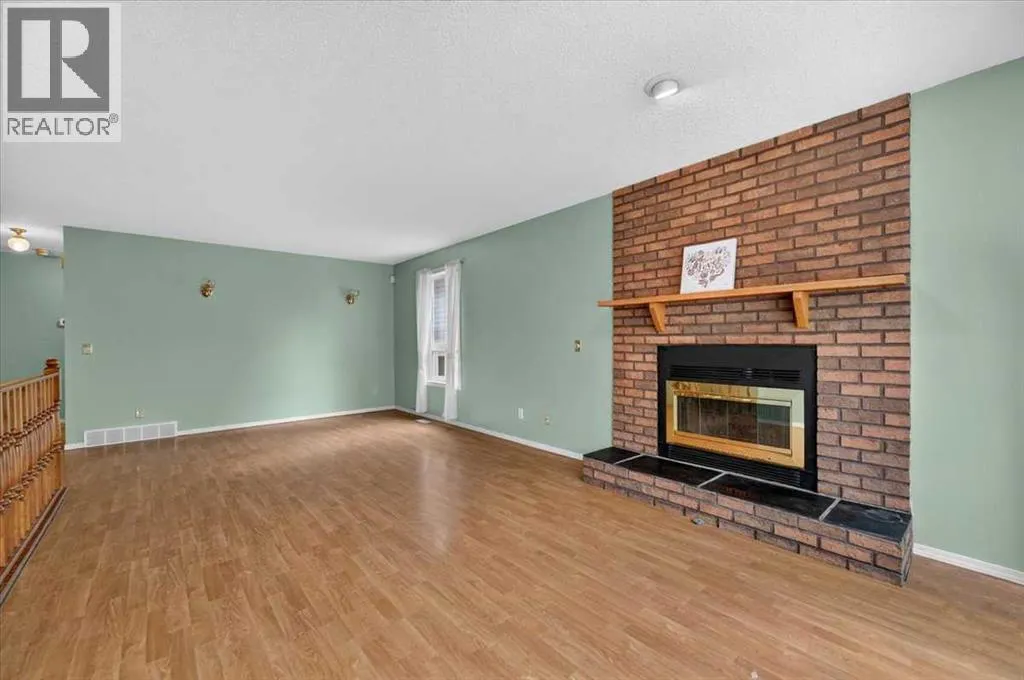 120 Hawkwood Boulevard