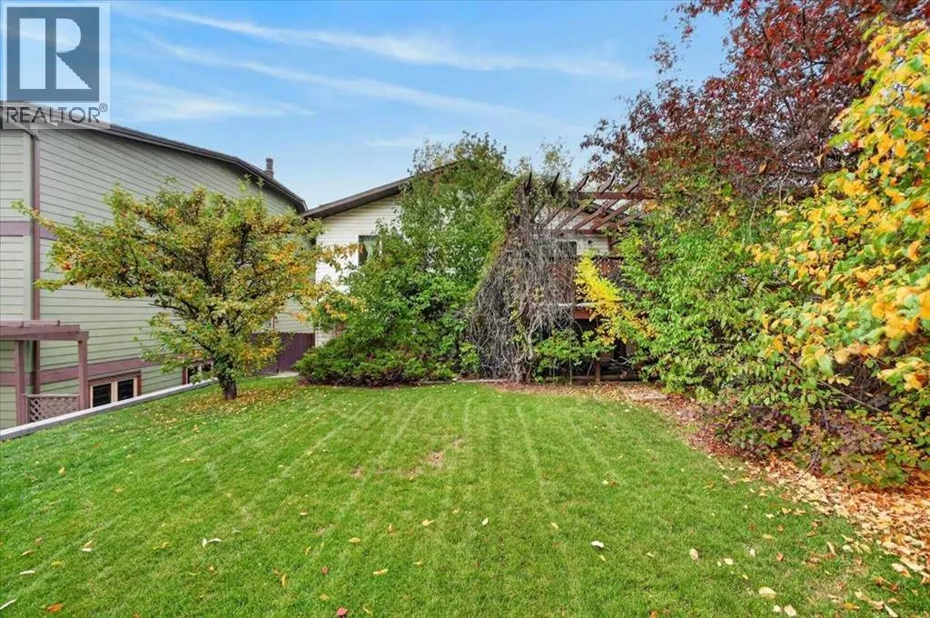 120 Hawkwood Boulevard