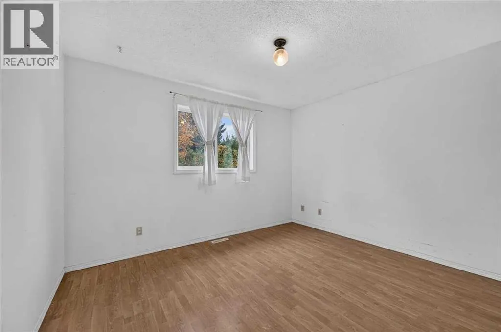 120 Hawkwood Boulevard