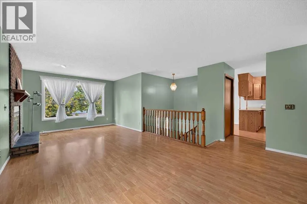 120 Hawkwood Boulevard