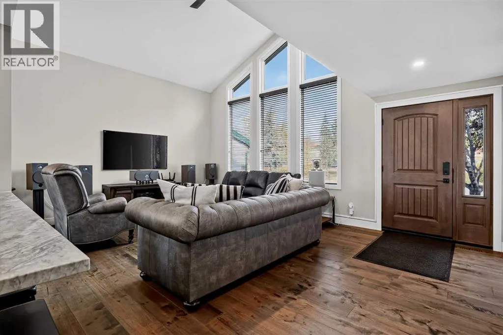 169 Silver Mead Crescent NW