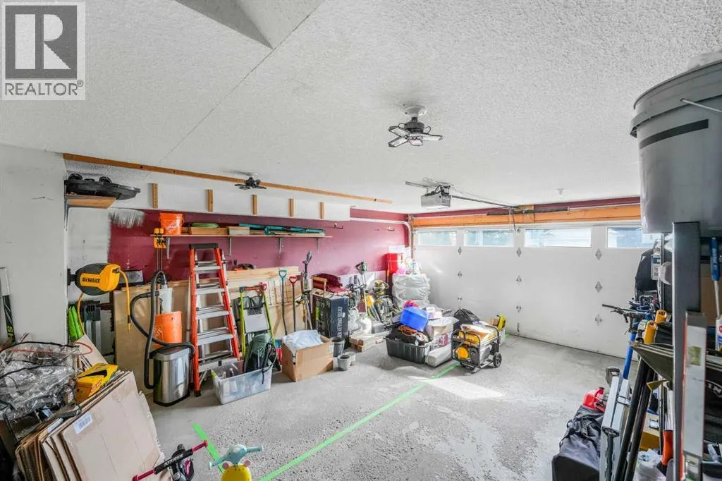 6 Tuscarora Circle NW