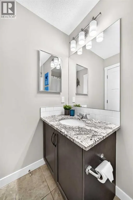 84 Seton Terrace SE