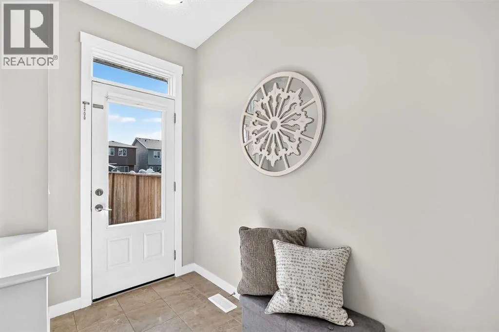84 Seton Terrace SE