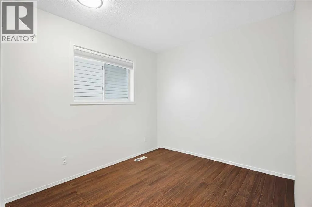 132 San Diego Green NE