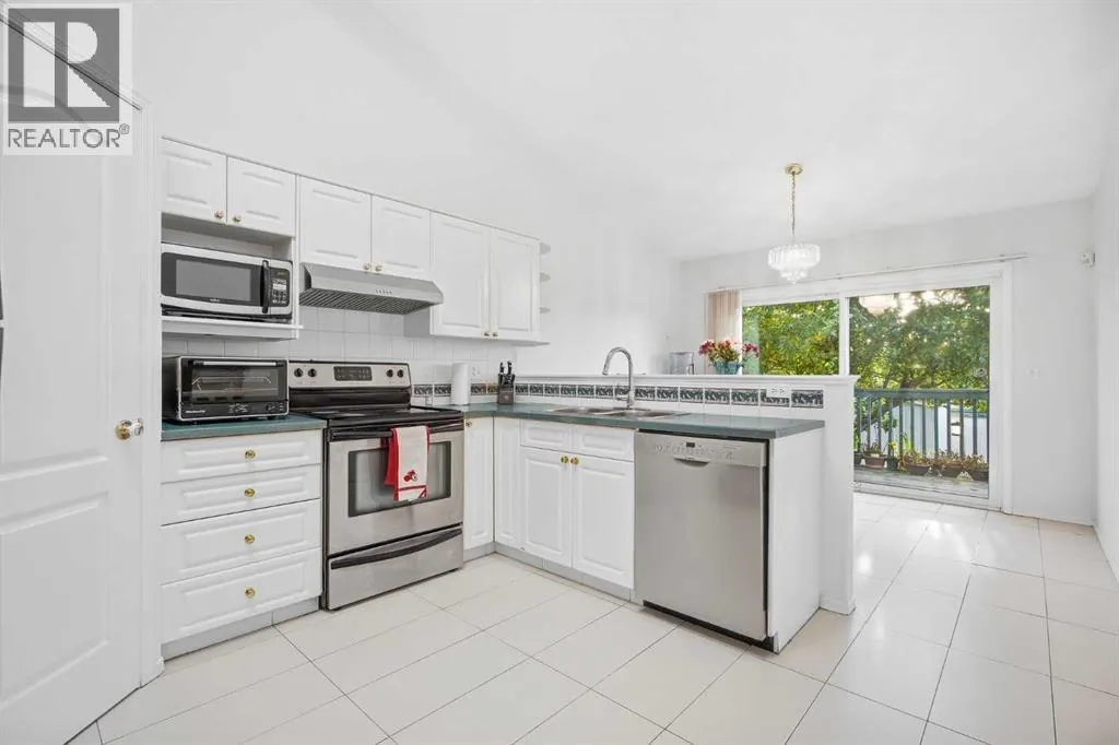 132 San Diego Green NE