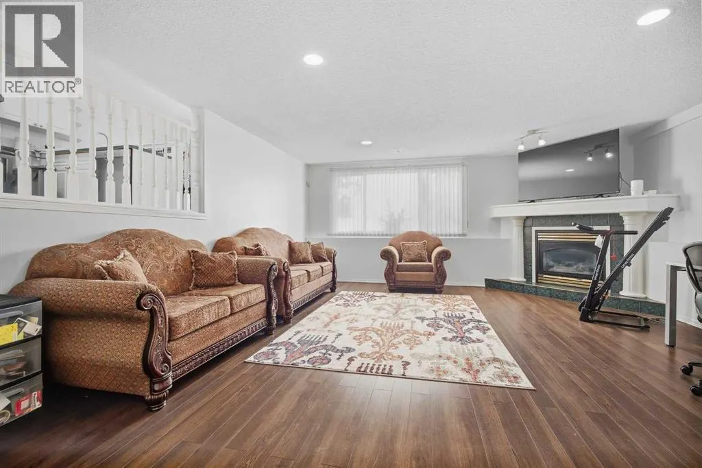 132 San Diego Green NE