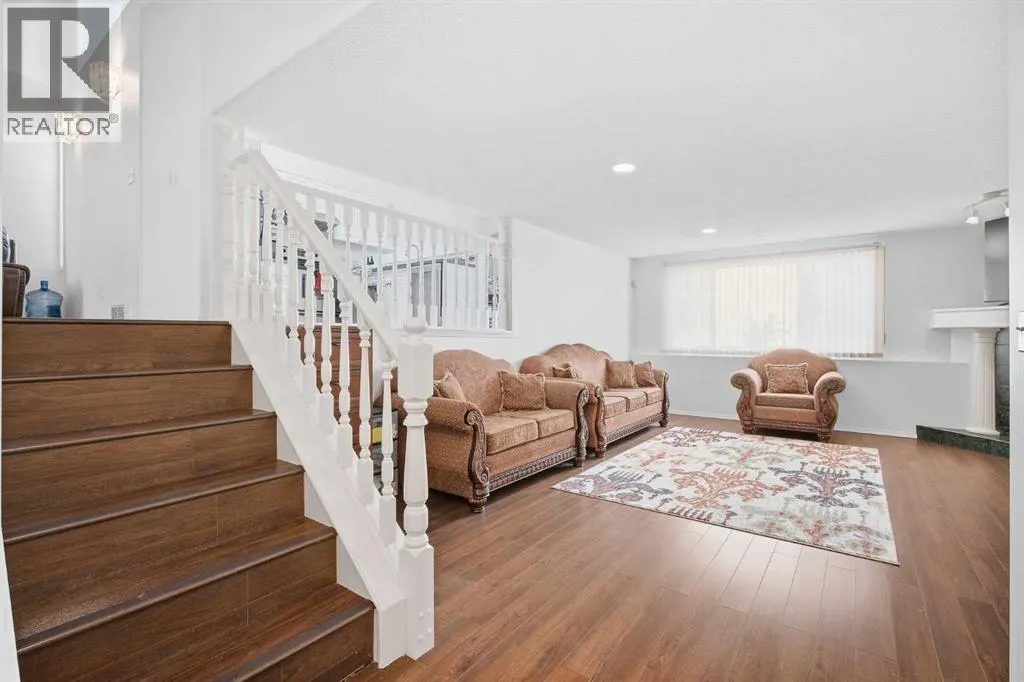 132 San Diego Green NE