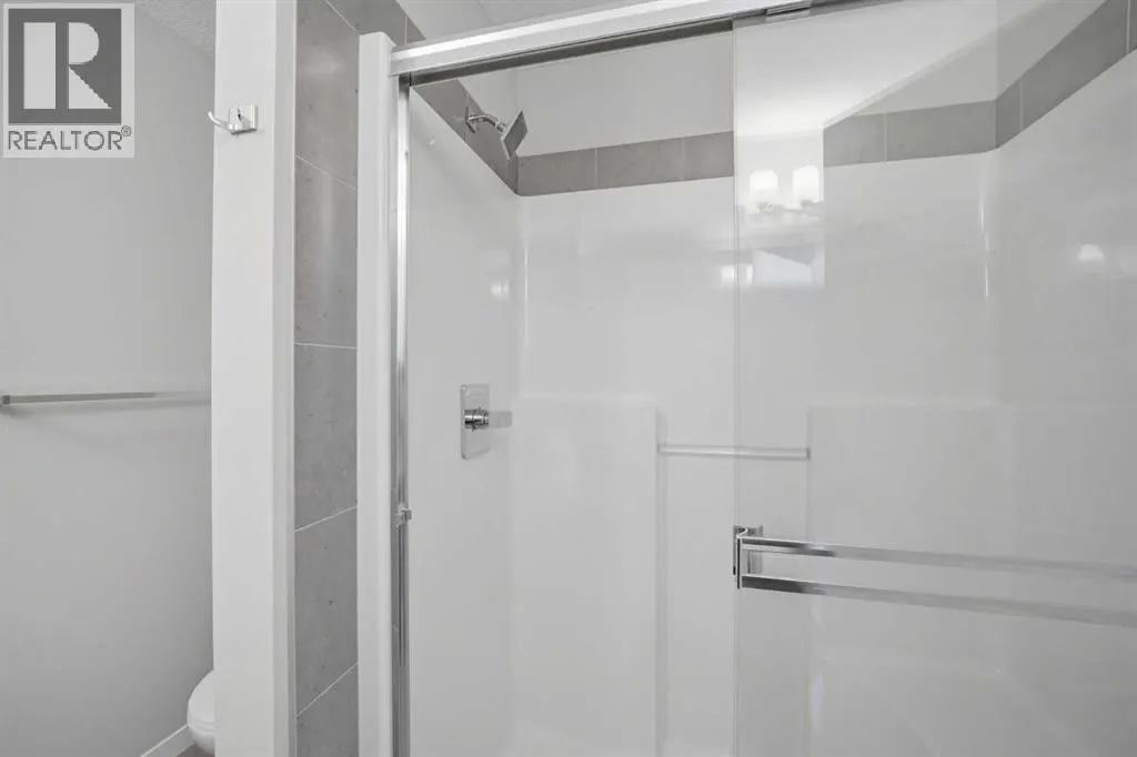 330, 20 Seton Park SE