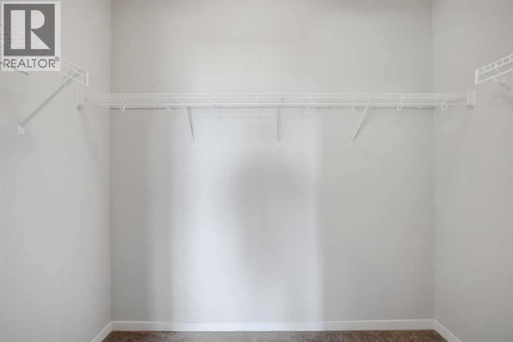 330, 20 Seton Park SE