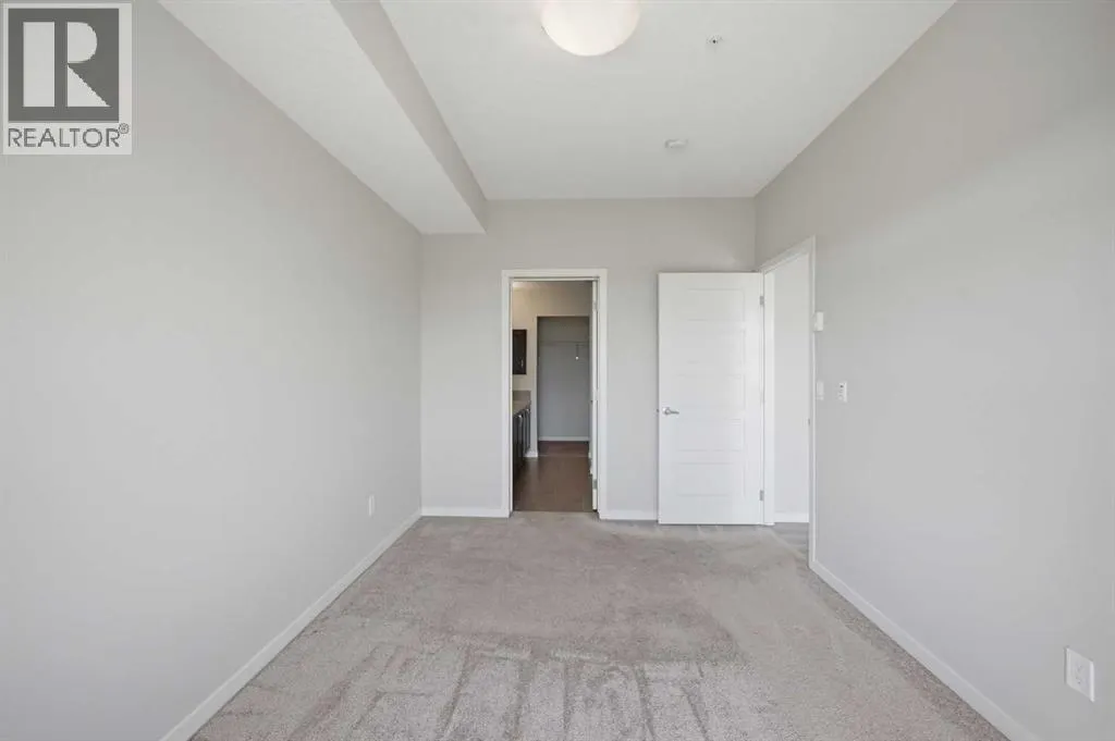 330, 20 Seton Park SE