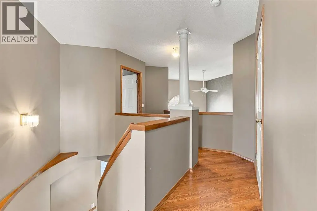 25 Arbour Ridge Park NW