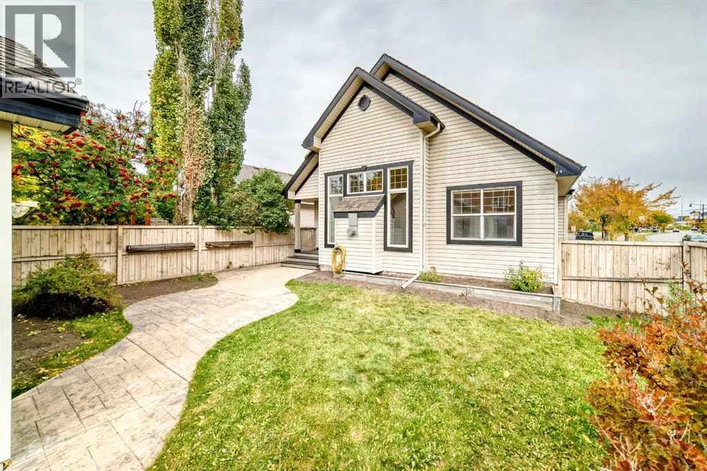 73 Inverness Green SE