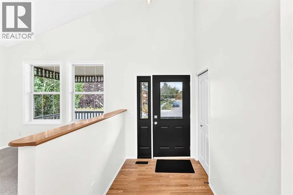 73 Inverness Green SE