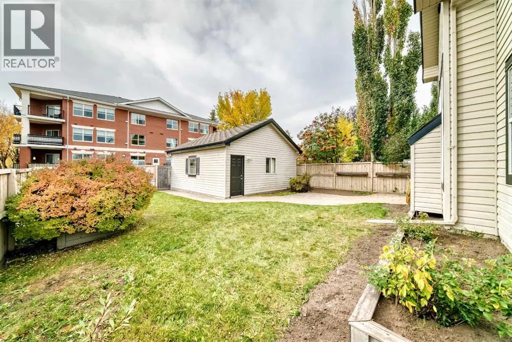 73 Inverness Green SE