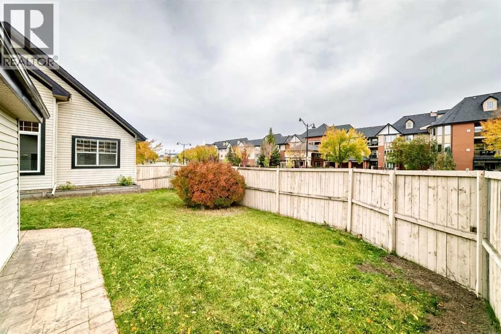 73 Inverness Green SE