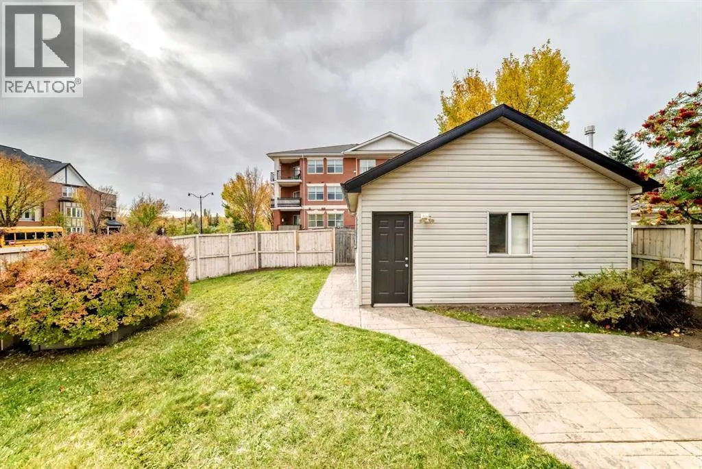 73 Inverness Green SE