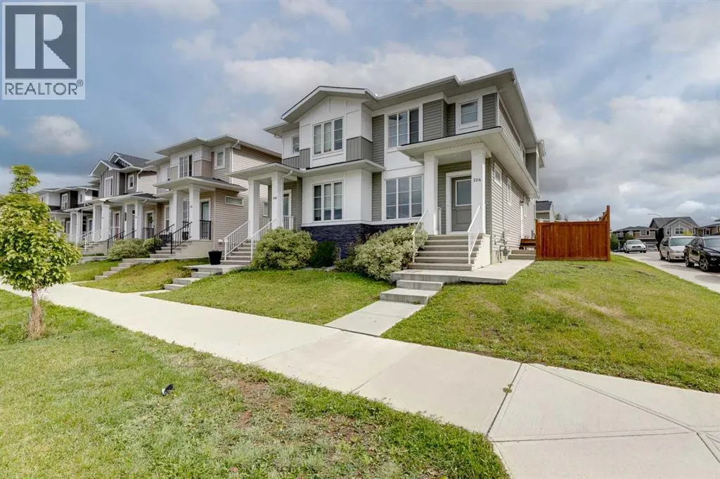 104 Corner Meadows Gate NE
