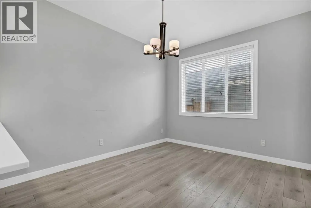 104 Corner Meadows Gate NE