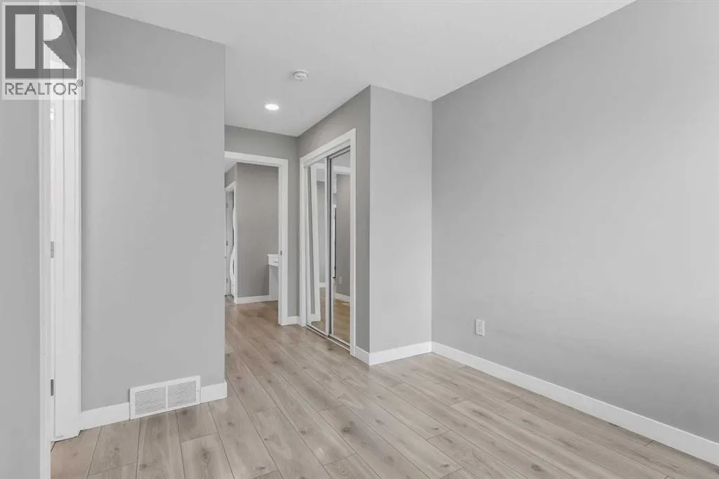 104 Corner Meadows Gate NE