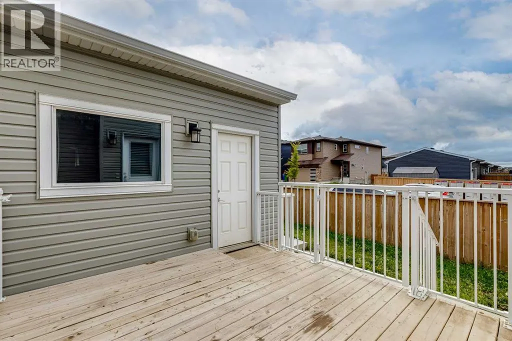 104 Corner Meadows Gate NE