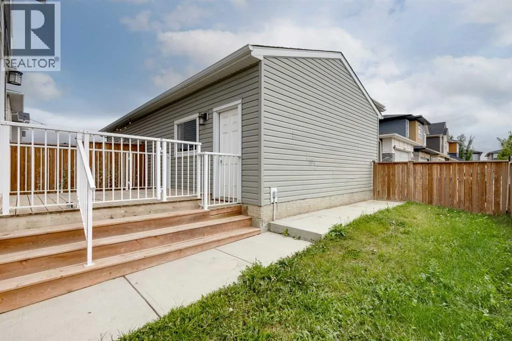 104 Corner Meadows Gate NE