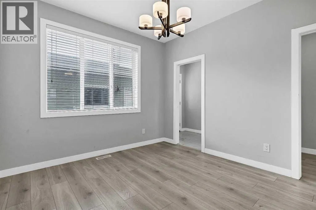 104 Corner Meadows Gate NE