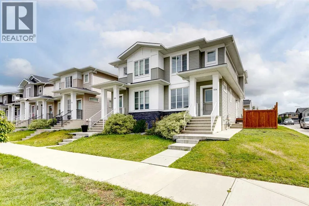 104 Corner Meadows Gate NE