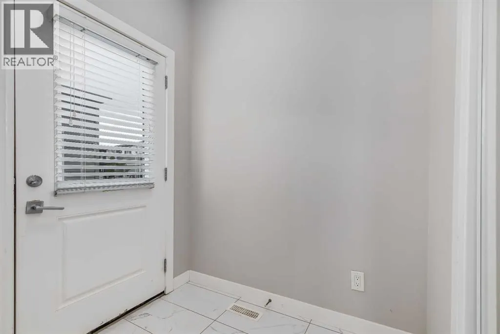 104 Corner Meadows Gate NE
