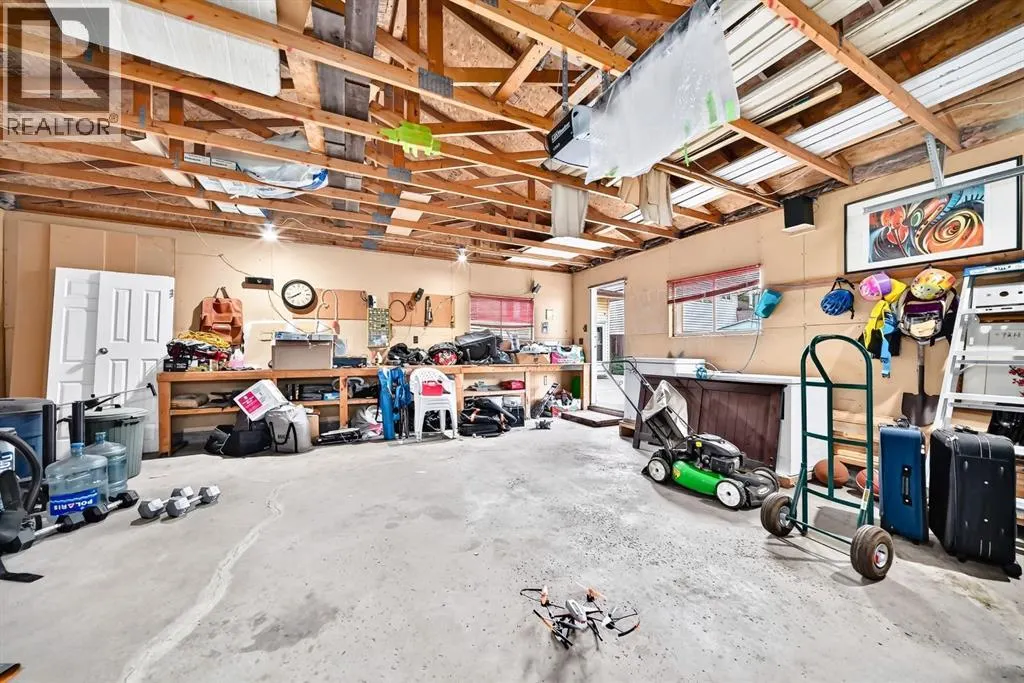 115 Whitehorn Road NE