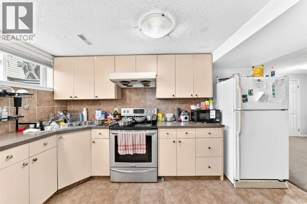 115 Whitehorn Road NE