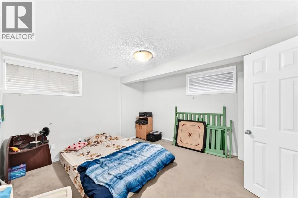 115 Whitehorn Road NE