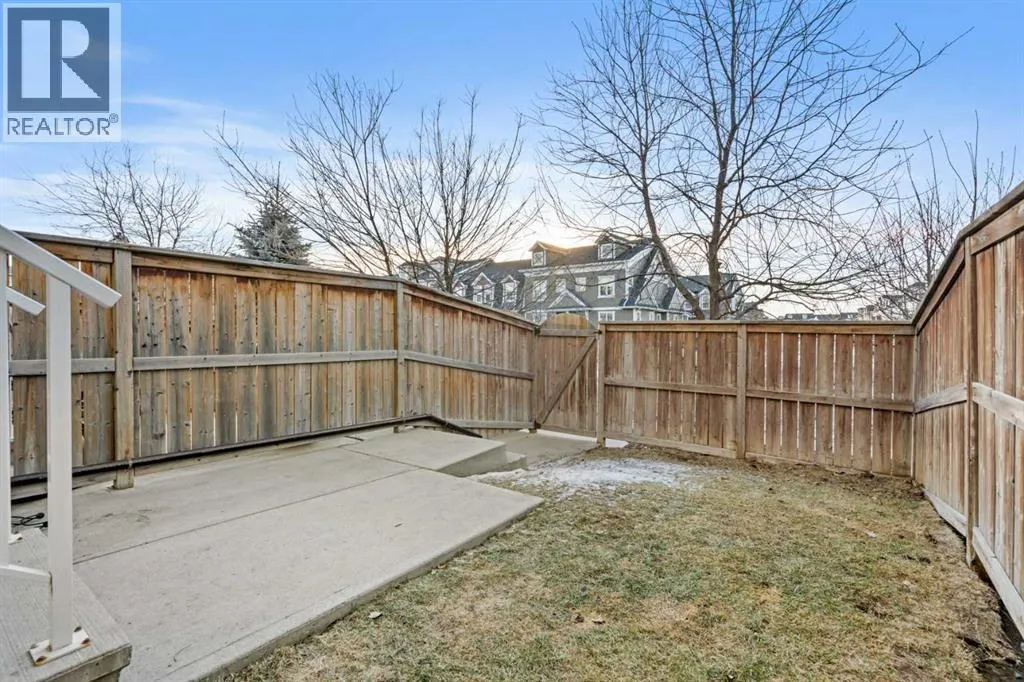 111 Auburn Bay Street SE