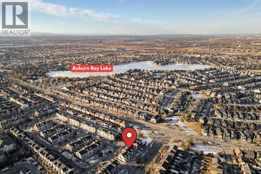 111 Auburn Bay Street SE