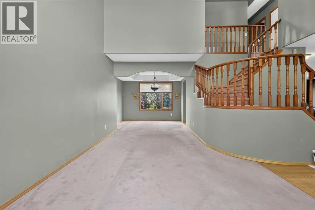 148 Sierra Madre Crescent SW