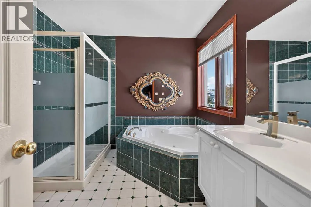 148 Sierra Madre Crescent SW