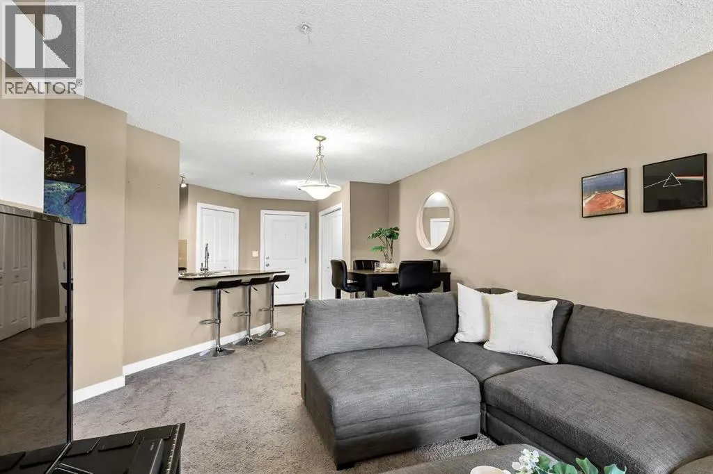 209, 15 Saddlestone Way NE
