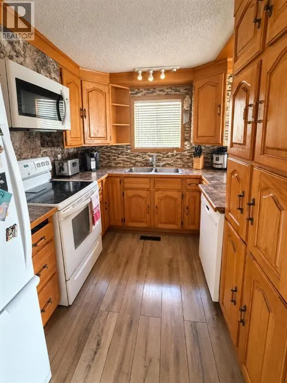 128 Grandview Crescent