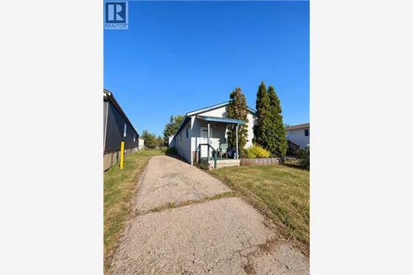 232 Gregoire Crescent