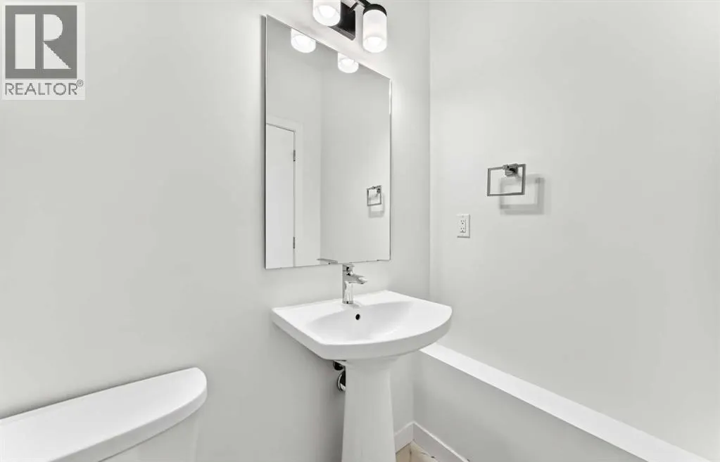 107 Cornerstone Path NE