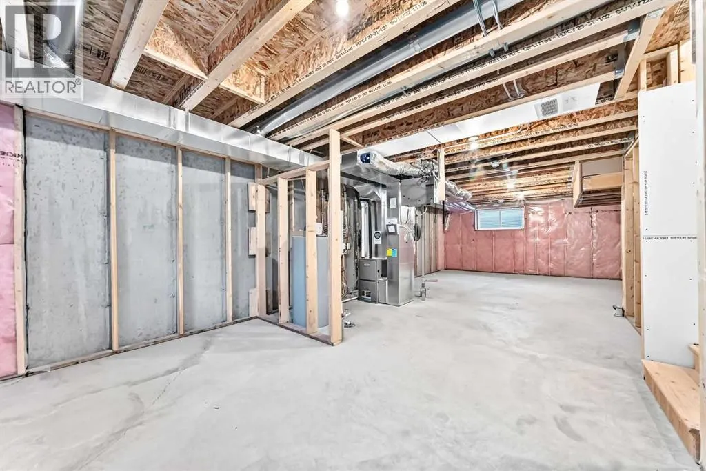 107 Cornerstone Path NE