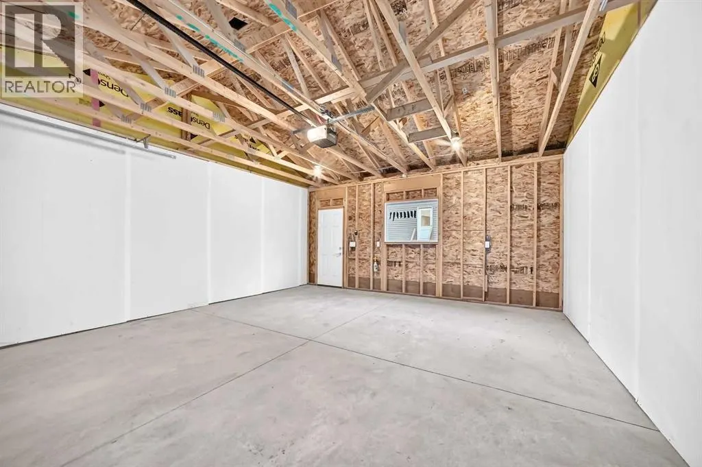 107 Cornerstone Path NE